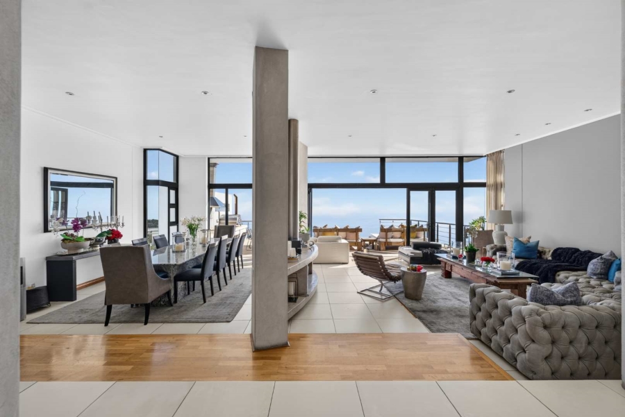 8 Bedroom Property for Sale in Bantry Bay Western Cape